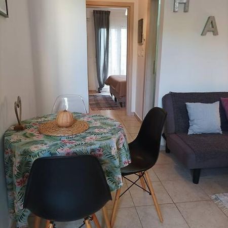 Comfy Cozy Iksia Apartment Иксия Екстериор снимка